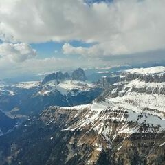 Verortung via Georeferenzierung der Kamera: Aufgenommen in der Nähe von 38032 Canazei, Trentino, Italien in 3500 Meter